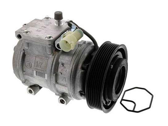 Land Rover A/C Compressor (New) BTR5750 - Denso 4711348